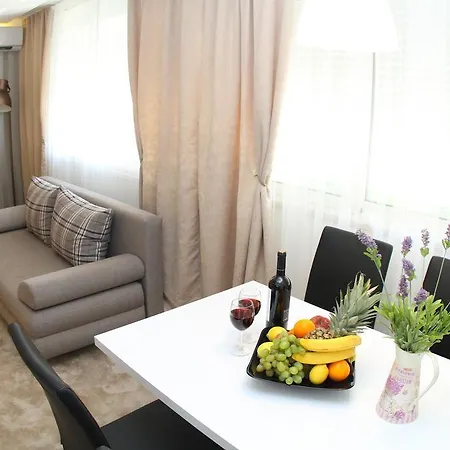 Mirakul Apartament *